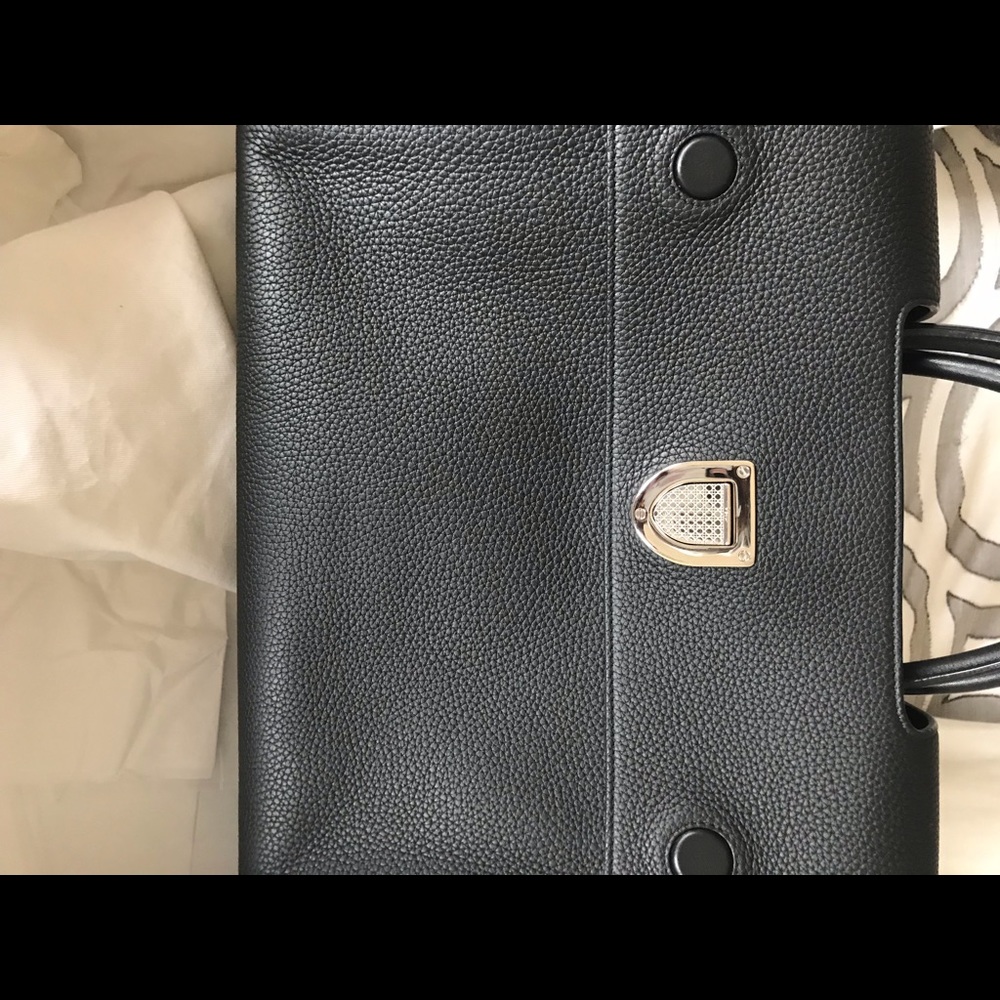 DIOR - Picture 2 of 6